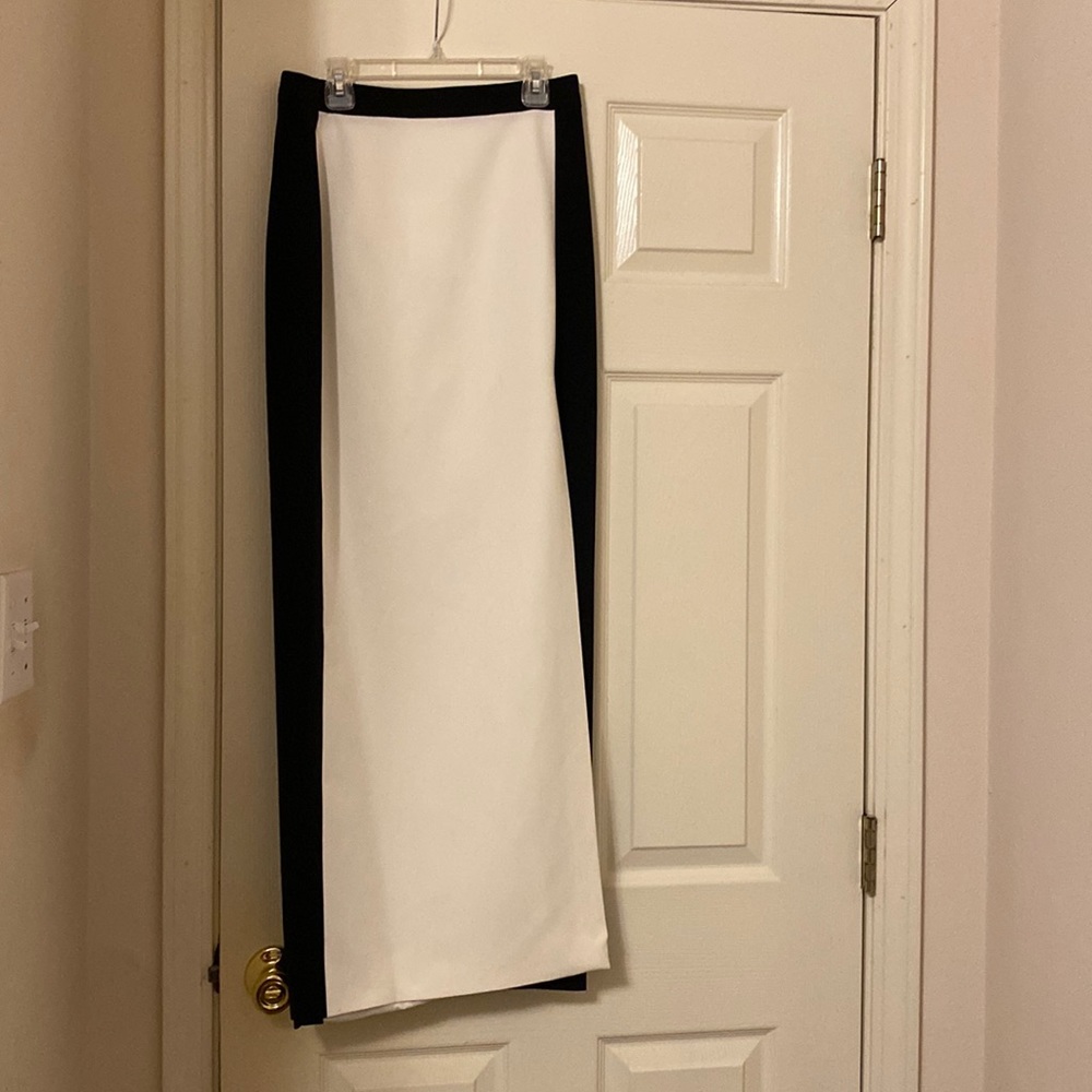 Badgley Mischka black and white maxi skirt